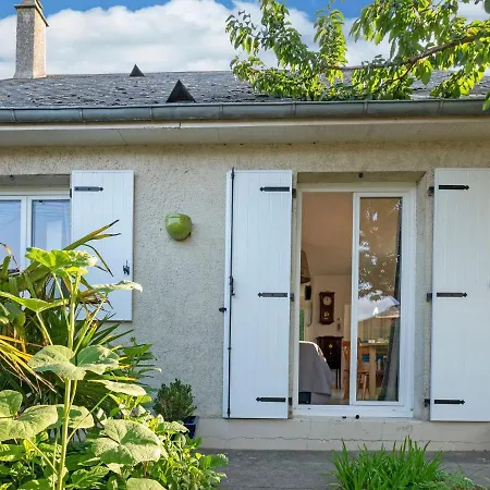 Serene For Family With Garden Holiday home Isigny-sur-Mer