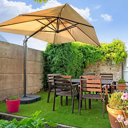 Harbor Haven In Isigny-sur-Mer