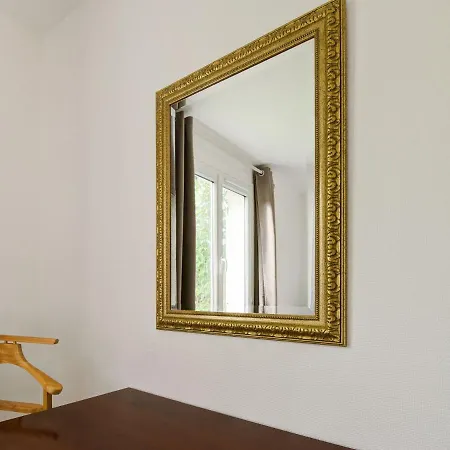Holiday home Serene For Family With Garden *